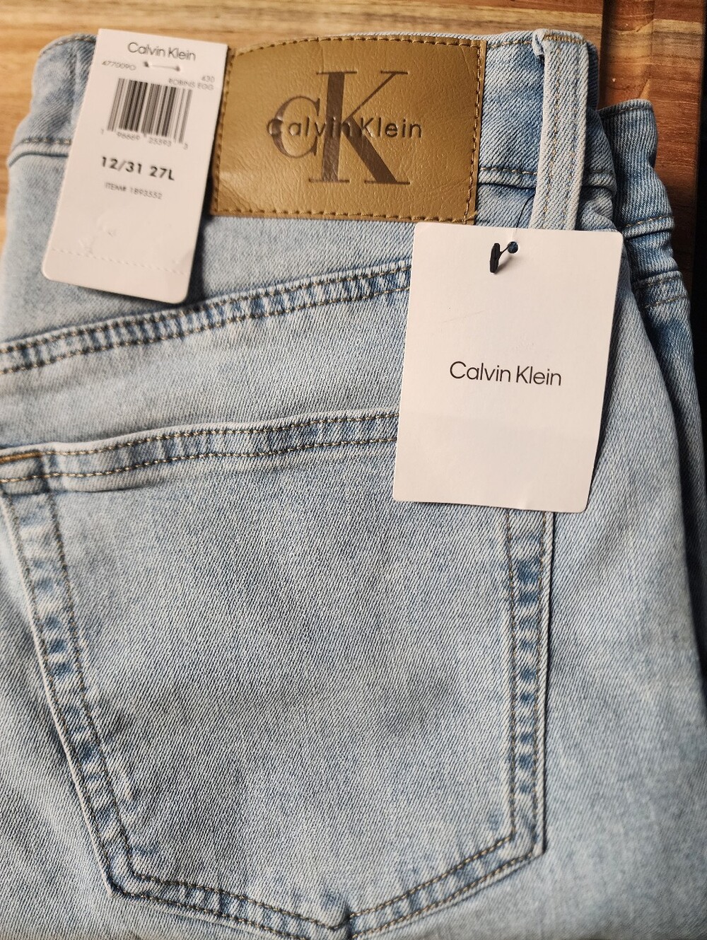 NWT CALVIN KLEIN SKINNY HIGH RISE JEANS SIZE 12 WAIST 31 LIGHT BLUE